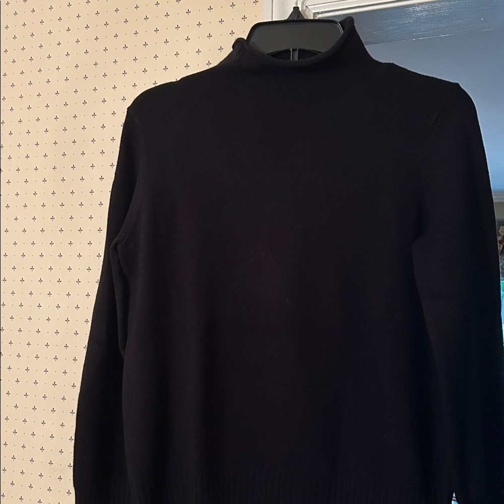French connection small mock neck acrylic sweater. Like new.